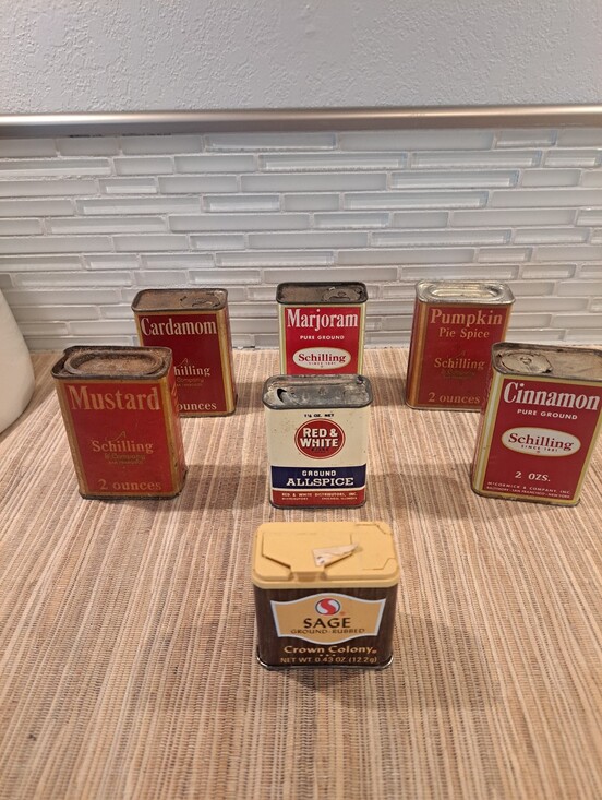 Other - 7 Vtg SPICE Container. Great Decor. DIY Project